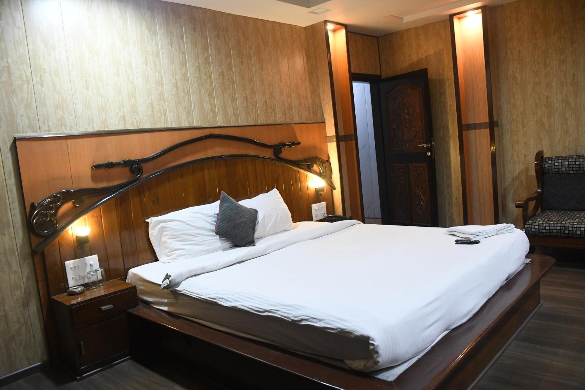 Swagstay Hotel Rahul Наґпур Екстер'єр фото